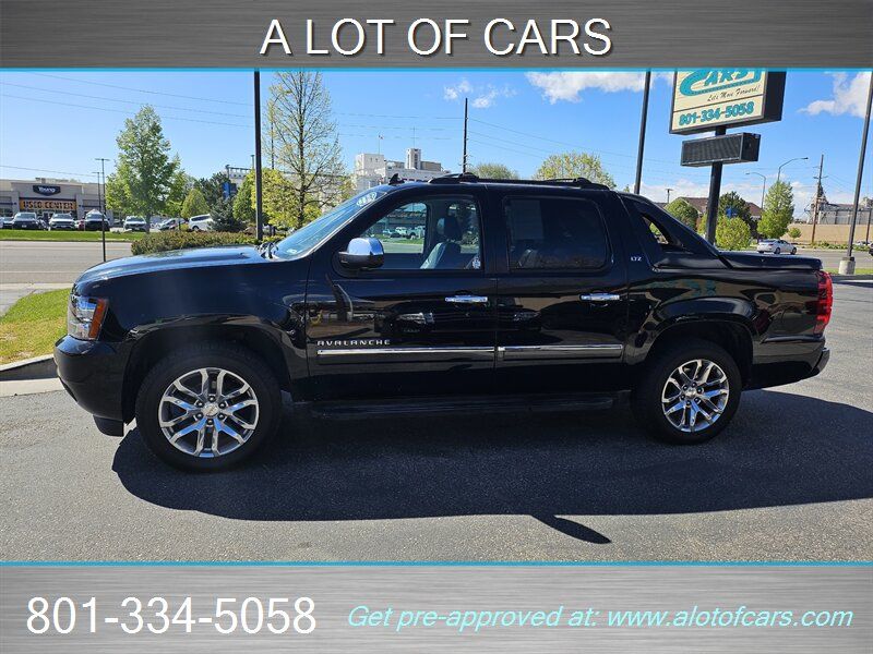 2011 CHEVROLET AVALANCHE LTZ