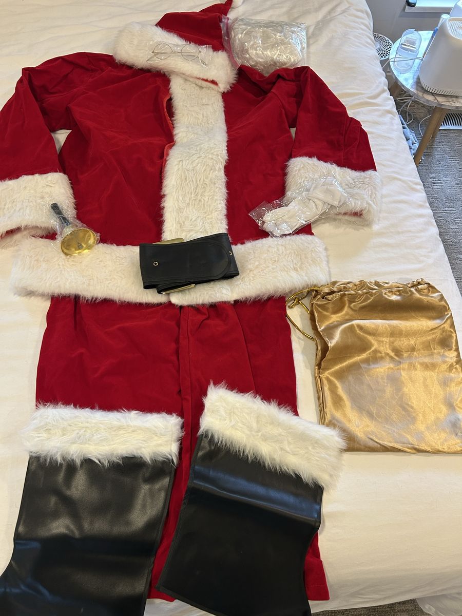 Santa Suit size Large