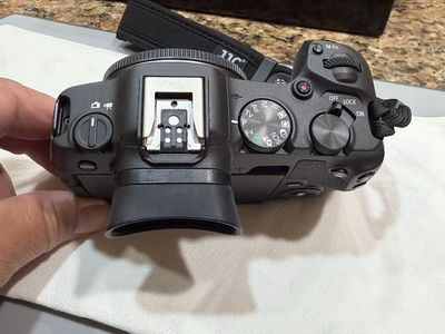 Canon EOS R8 Body