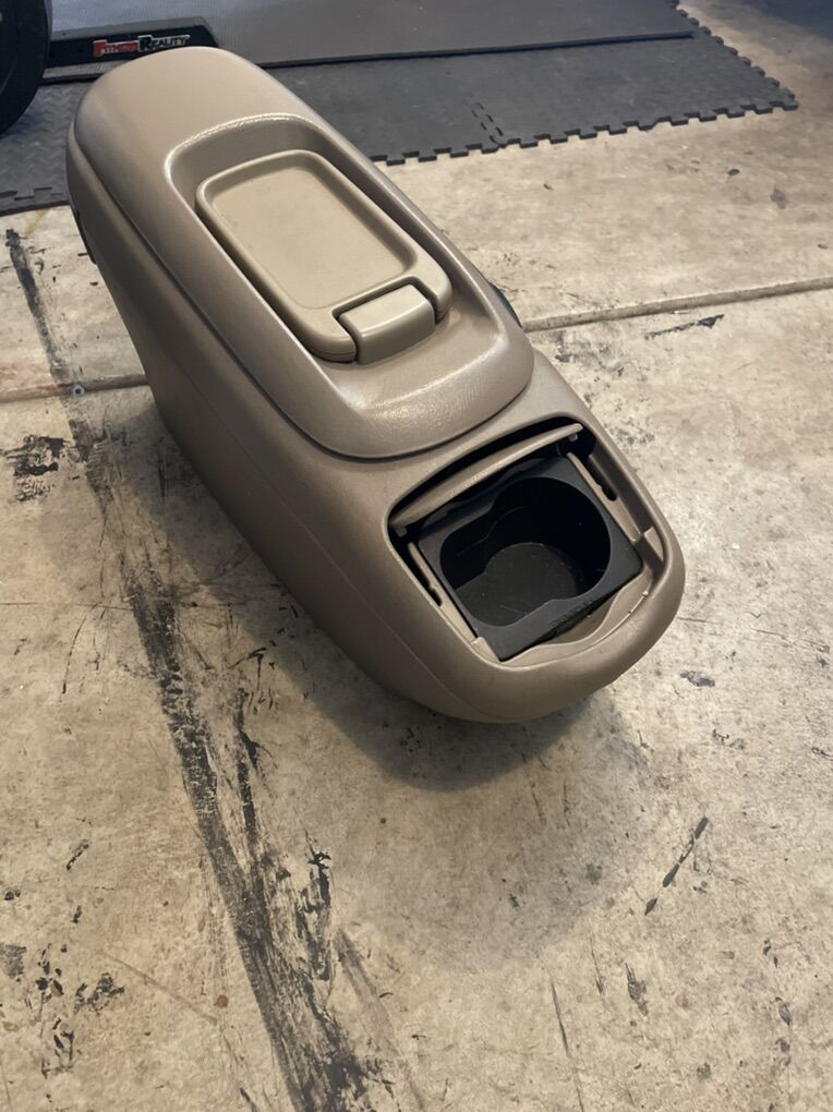 97 Chevy Tahoe Center Console