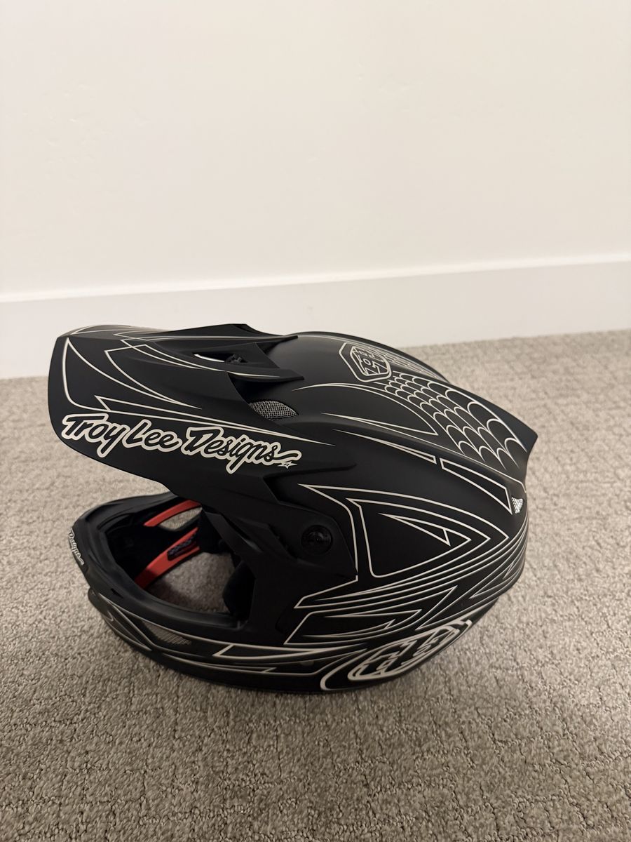 Troy Lee Designs Full Face Mountain Bike Helmet Black White