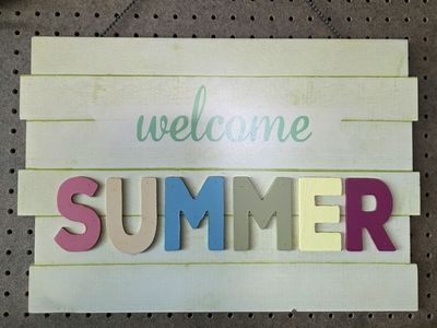 Awesome "WELCOME SUMMER" WOOD SIGN. HANGING WITH CHAIN