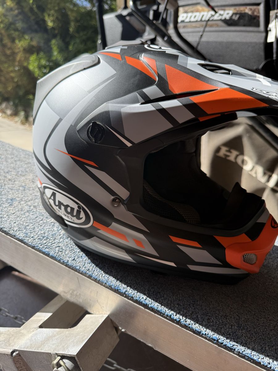 Arai vx-4 pro helmet