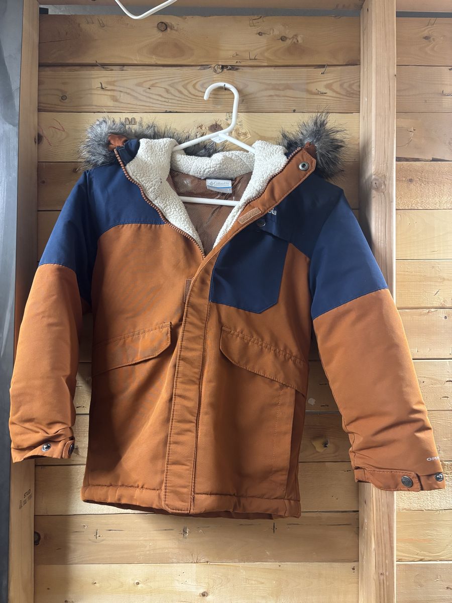 Columbia Sportswear Company Boy's Winter Jacket Size S (8) Faux Fur Trim Hood Omni-Heat