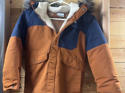 Columbia Sportswear Company Boy's Winter Jacket Size S (8) Faux Fur Trim Hood Omni-Heat