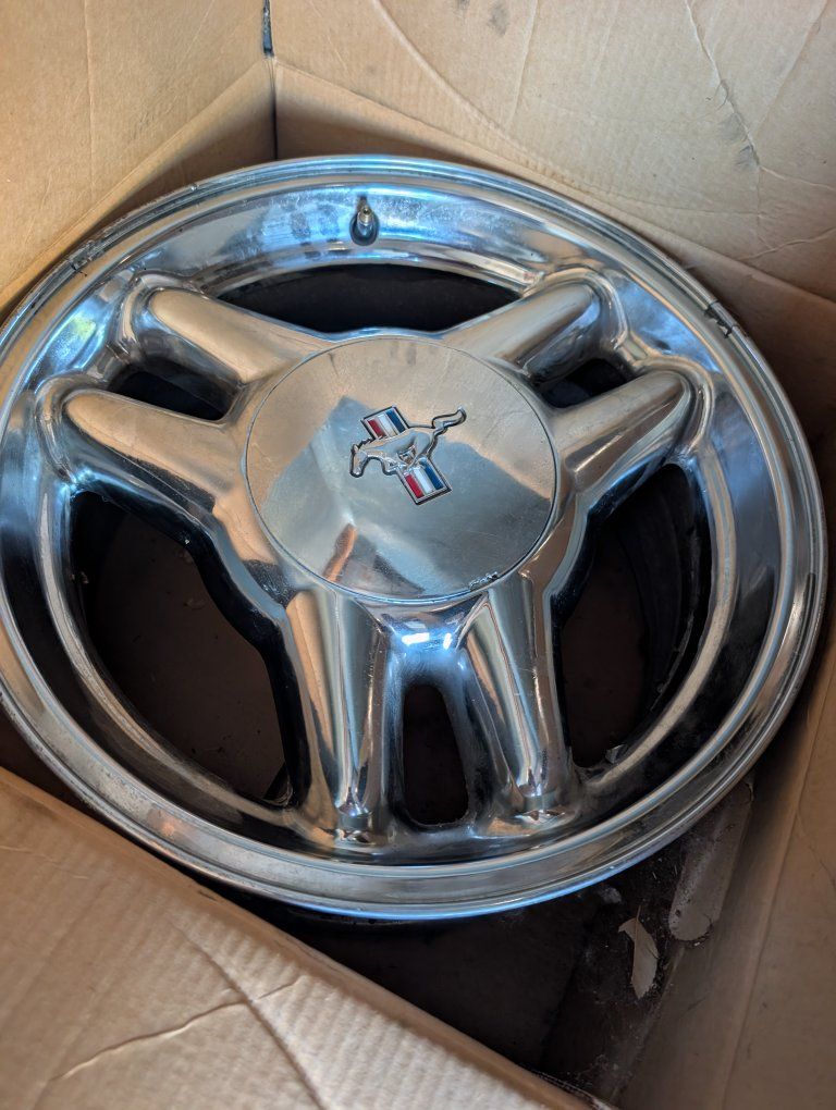 Set of 4 Used OEM 1994 Ford Mustang Rims Chrome