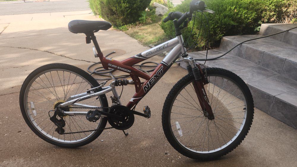 Next PowerX Mountain Bike 18-Speed Full Suspension Red Silver