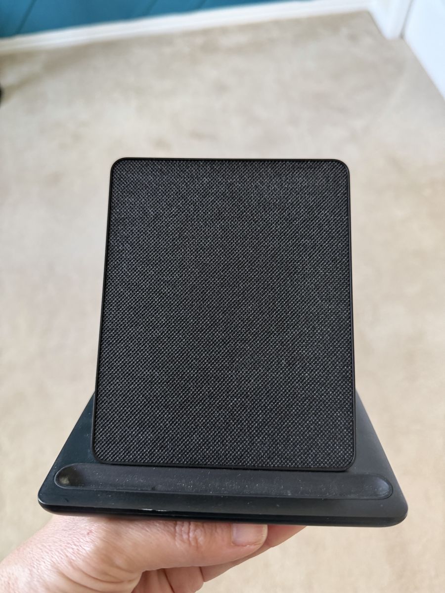 Anker Wireless Charging Dock for Kindle Paperwhite