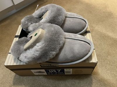 Kirkland Signature Shearling Slippers Grey Size US 7