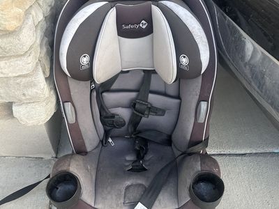 Free car seat good shape