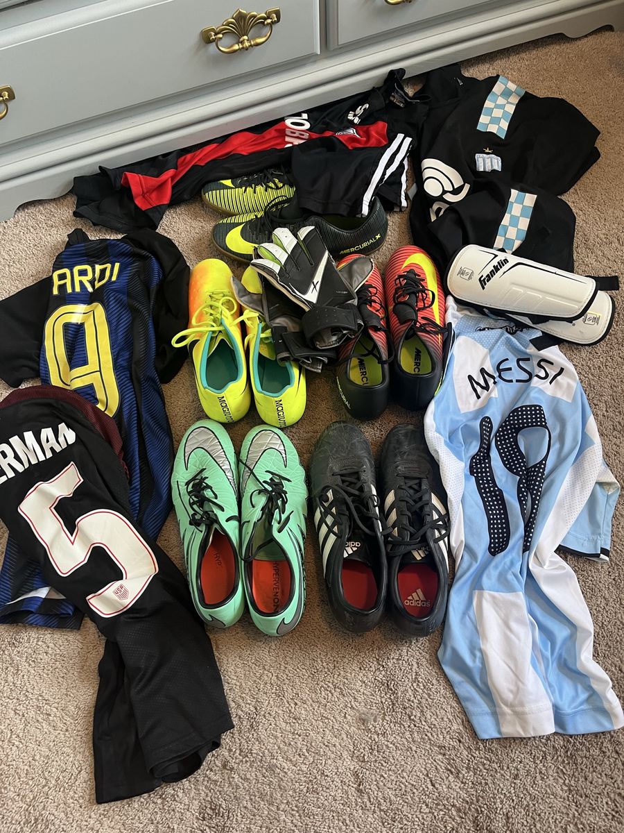 Soccer Cleats Size 13 And Soccer Jerseys