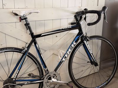 Trek ALpha 2.1 Road Bike, 54cm, Clipless Pedals