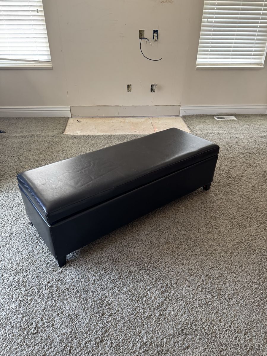 Rectangle storage ottoman black