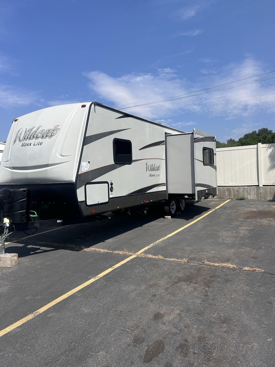 Forest River Wildcat Maxx Lite Bumper Pull Travel Trailer