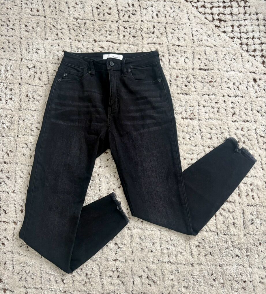 KanCan Black Skinny Jeans Size 7/27