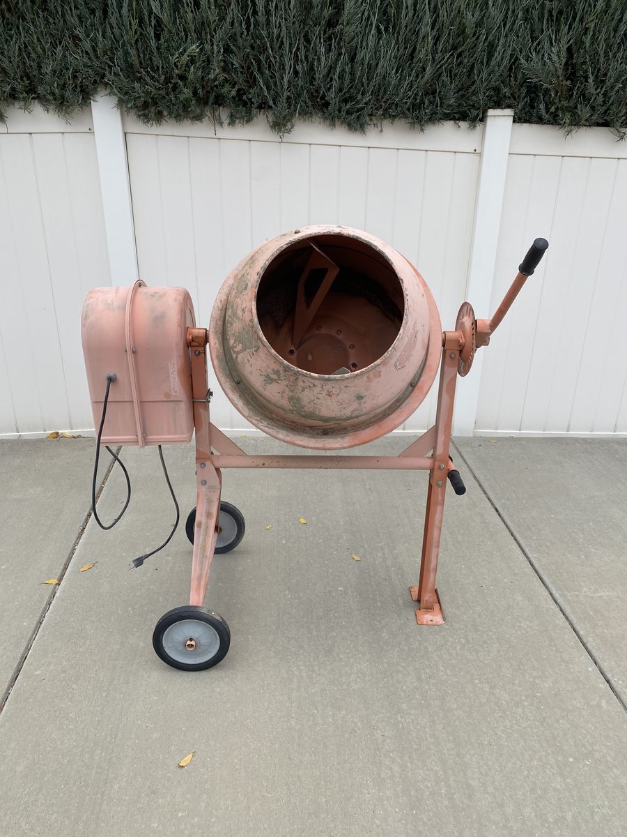 Central Machinery 3 1/2 Cubic Foot Cement Mixer