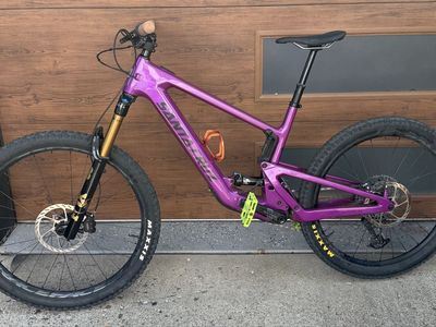 2024 Heckler SL Axs with New Fox 38 grip 2 size XL