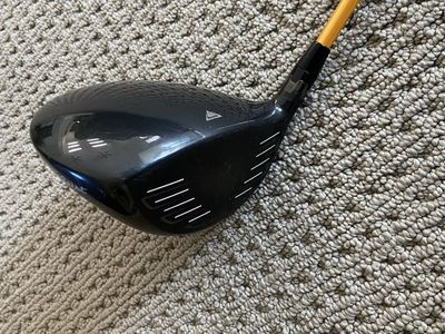 Titleist 971D2 Driver 10.5 Stiff Custom Shaft