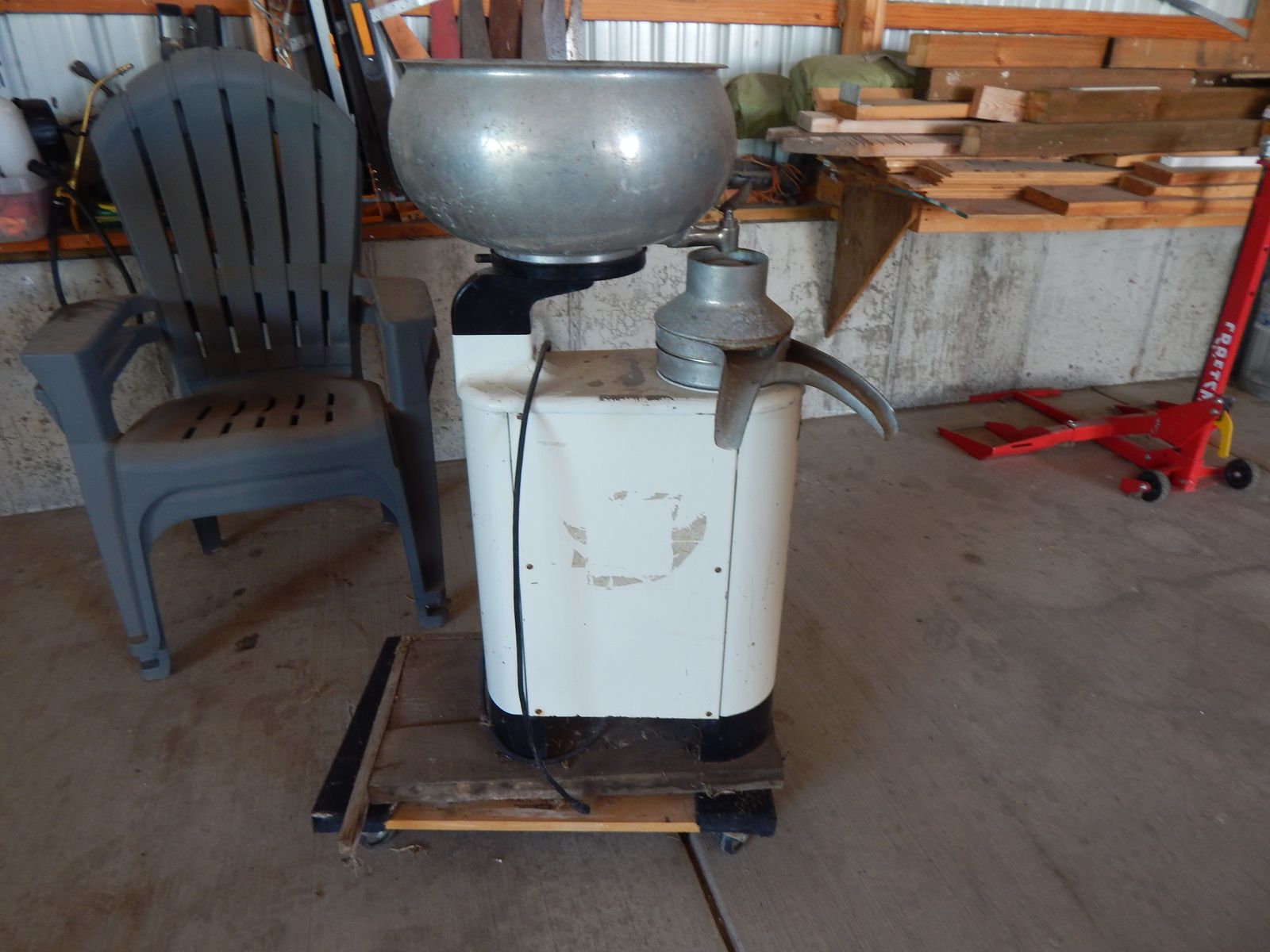 Vintage Montgomery Ward Cream Separator