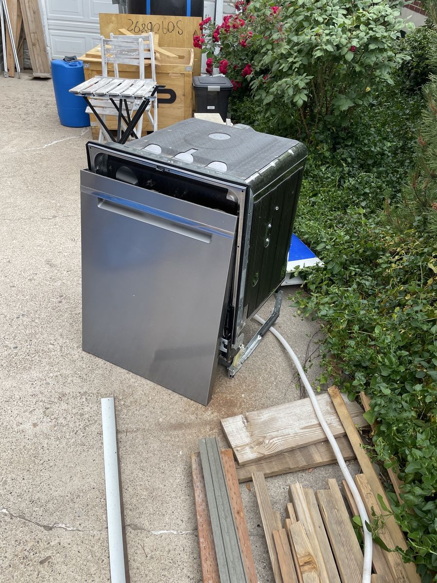 Scrap Metal Dishwasher