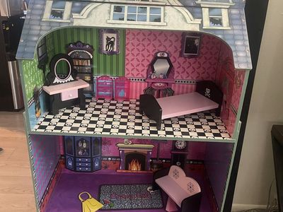 KidKraft Creepy Cute / Monster High Dollhouse & Furniture Set - Large Wooden Mansion