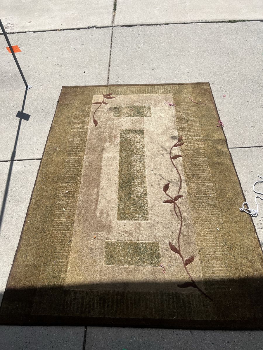 Rug