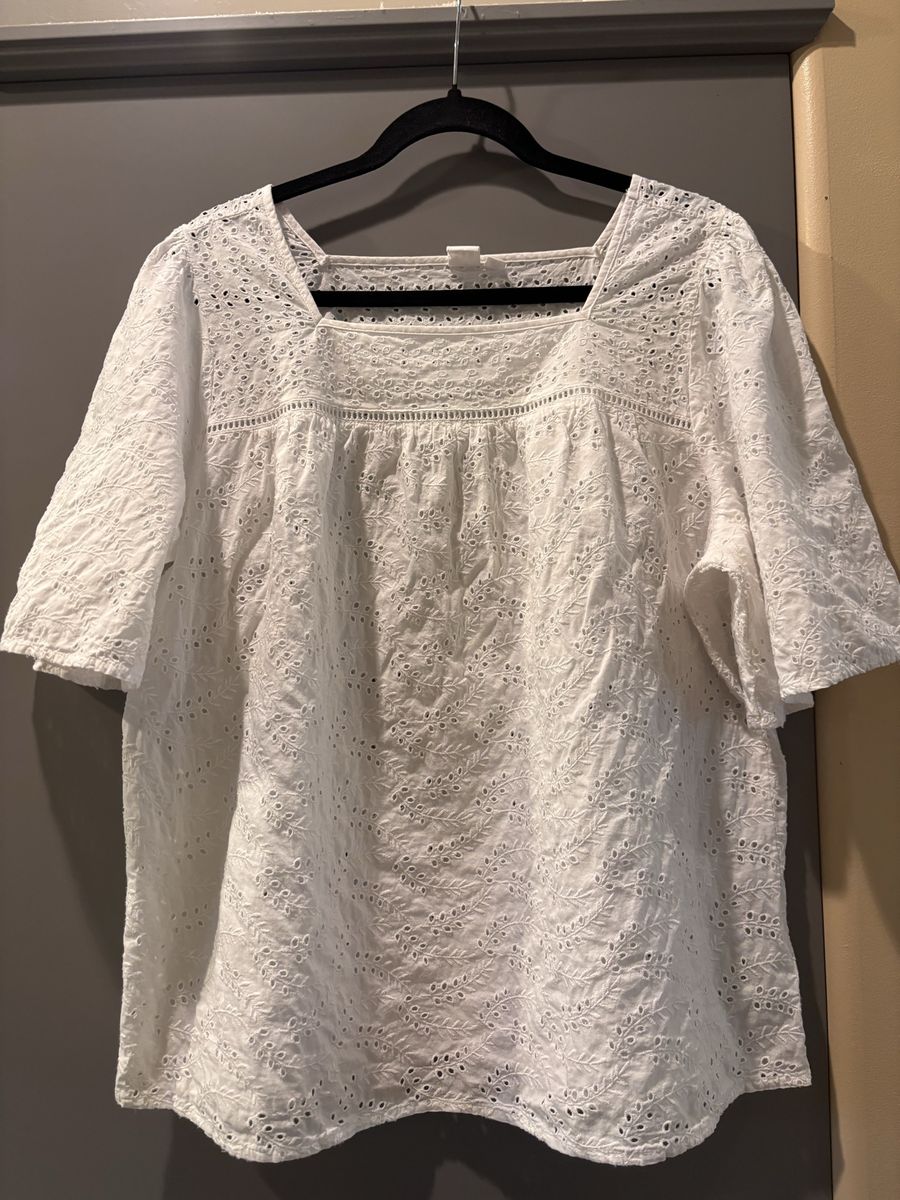 Cute Women’s Gap Eyelet Top/Blouse XL 