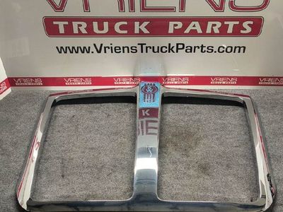 Kenworth T680 Grille Shell Part