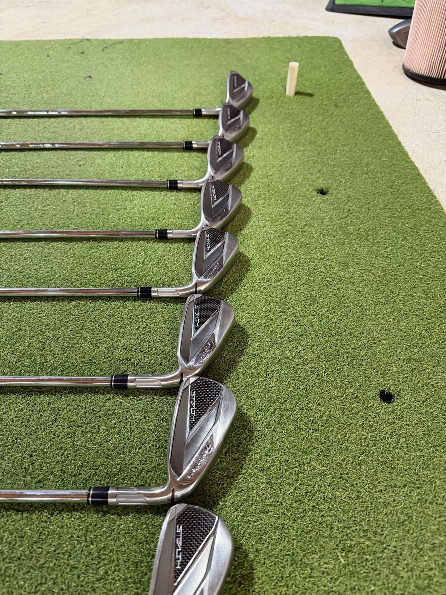 Taylormade Stealth iron set