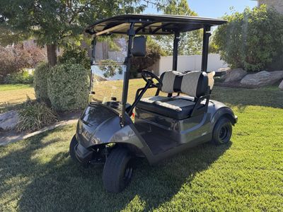 2023 Yamaha Drive 2 Electric Golf Cart - Gray