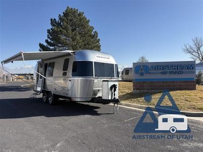 New 2026 Airstream Tradewind 23FB Twin