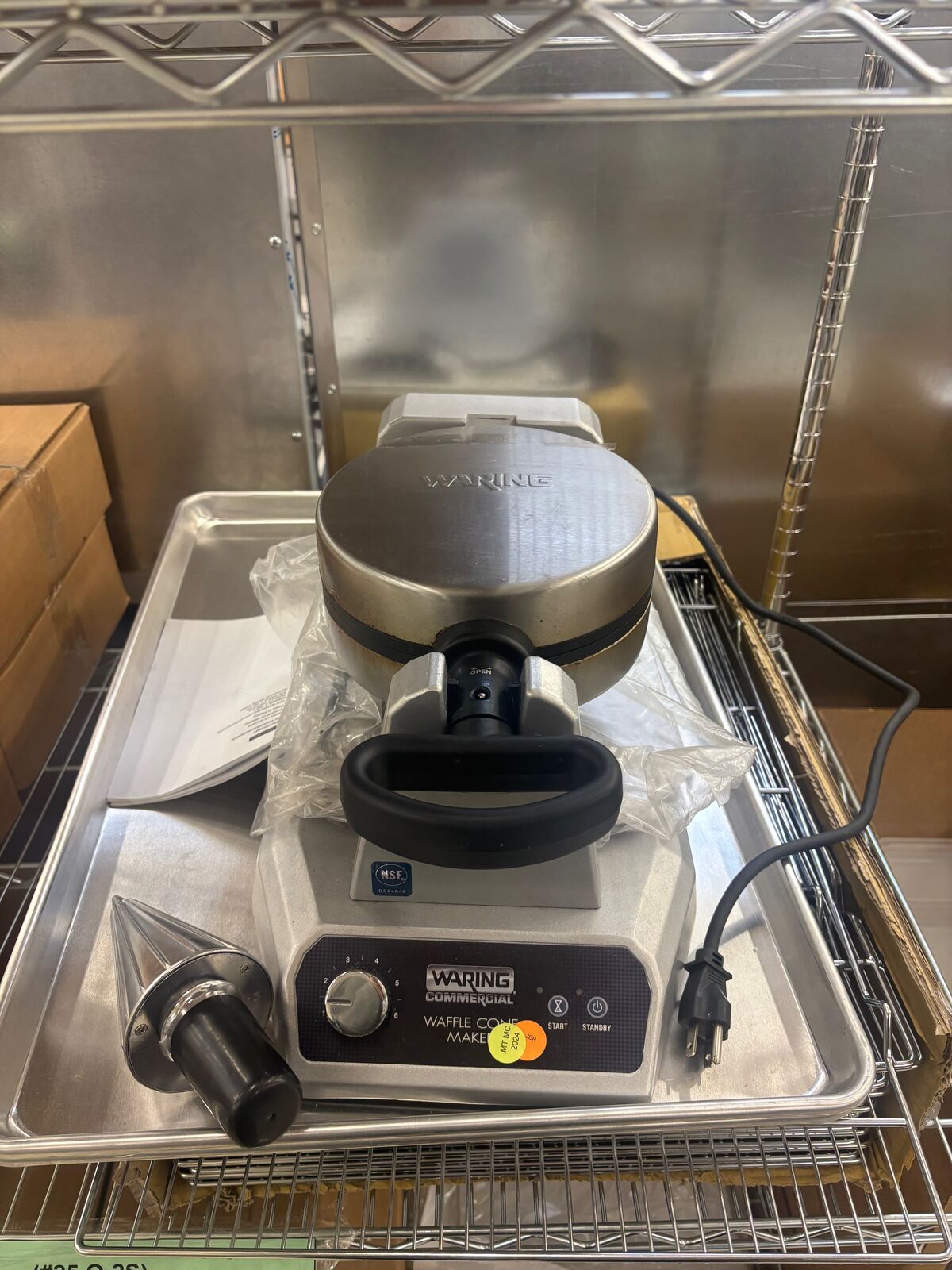 Waring WWCM180 Waffle Cone Maker