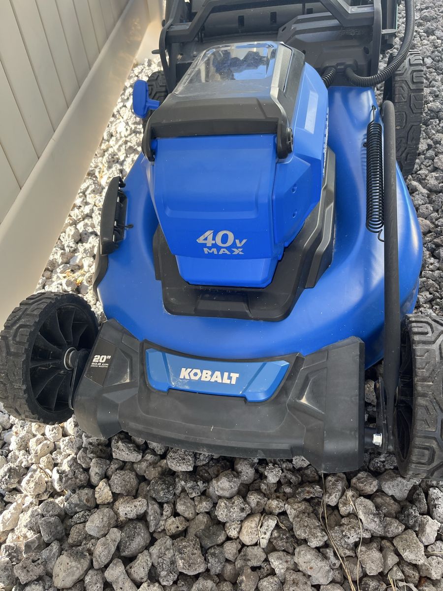Kobalt 40V Max 20-Inch Cordless Brushless Push Lawn Mower