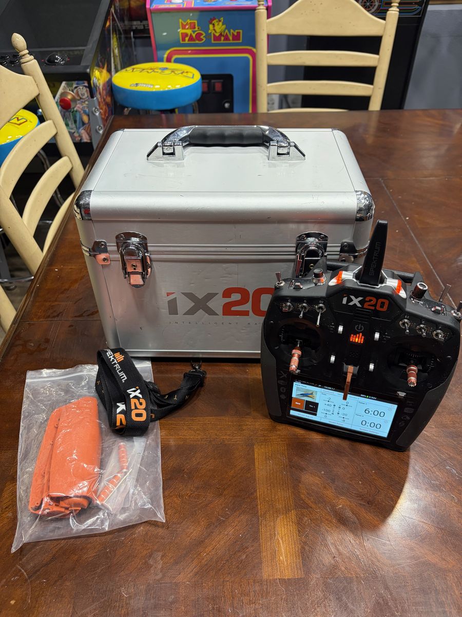 Spektrum iX20 20 Channel Transmitter DSMX