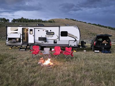 2021 Rockwood Ultra Lite 2706WS Sleeps 10 Priced Below Retail