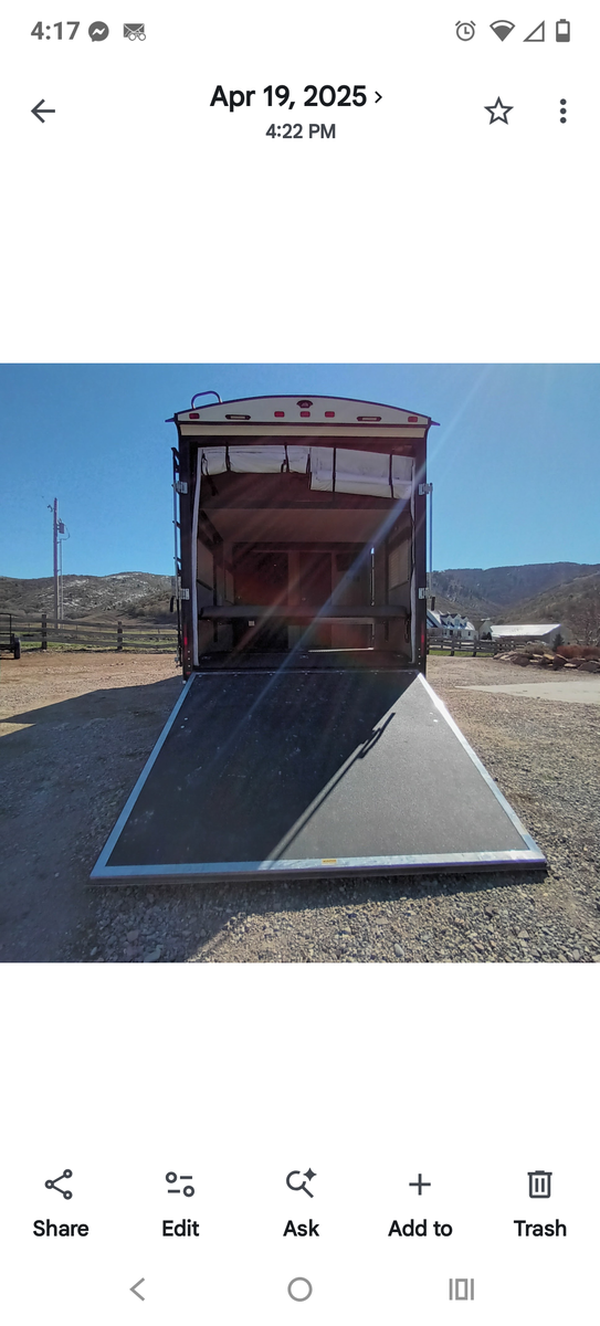 Main image 3