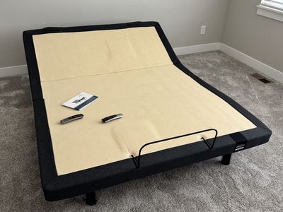 Adjustable Queen Bed Base