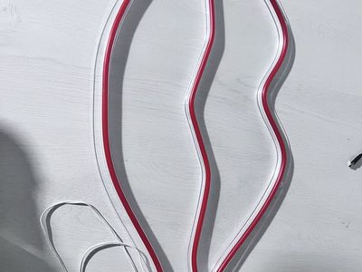 Red Lips Neon Sign Wall Art - LED Light Decor