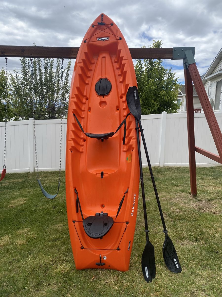 2 person capacity Lifetime Kayak
