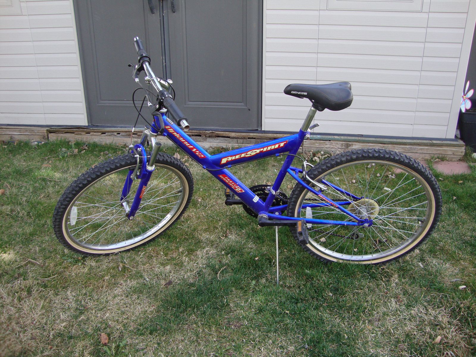 26" Free Spirit Bicycle Upland 42- Good Tires.