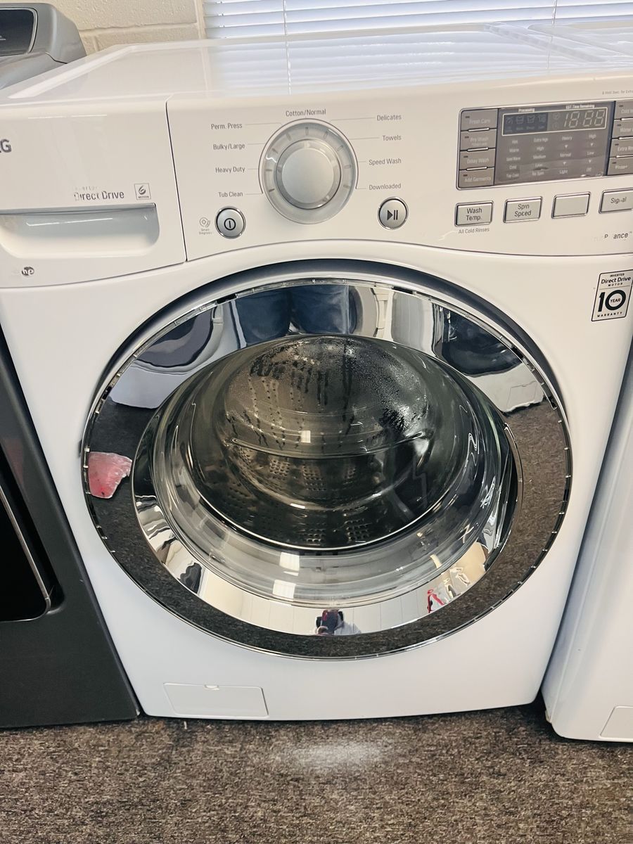LG 4.5 cu ft washing machine