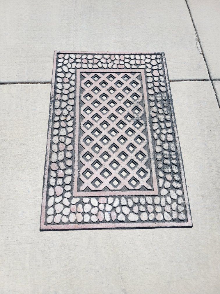 Decorative Rubber Outdoor Doormat - Stone Border Design