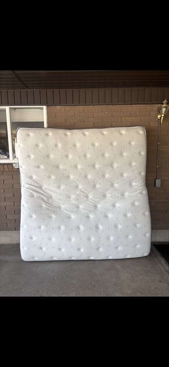 FREE KING MATTRESS 