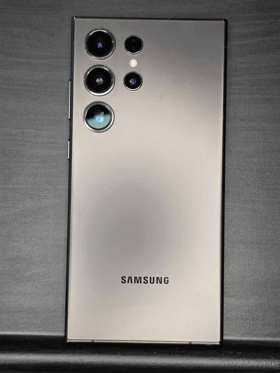 Samsung Galaxy S24 Ultra - 256GB - Titanium Gray - Spectrum Mobile - MINT