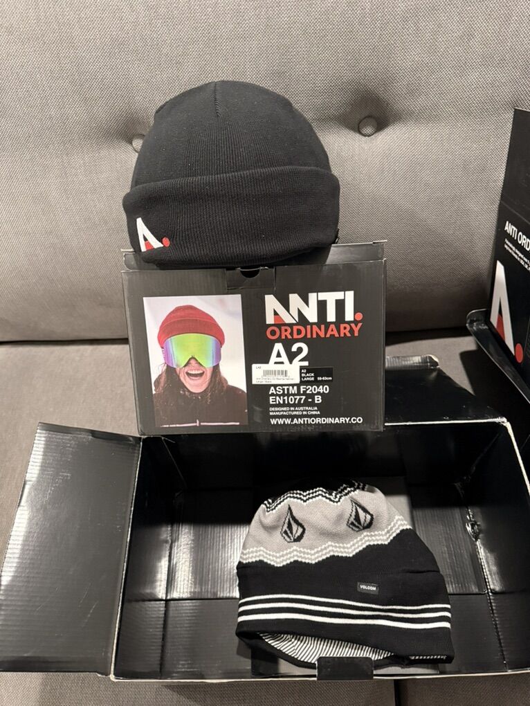 VOLCOM X ANTI ORDINARY A2 BEANIE HELMET