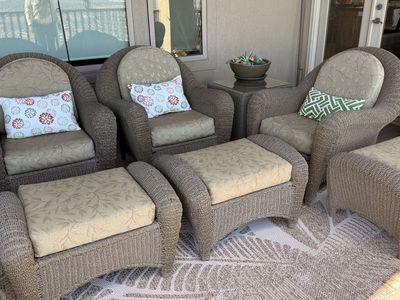 Wicker Patio Set. 4 Chairs, 4 Ottoman’s, 2 tables
