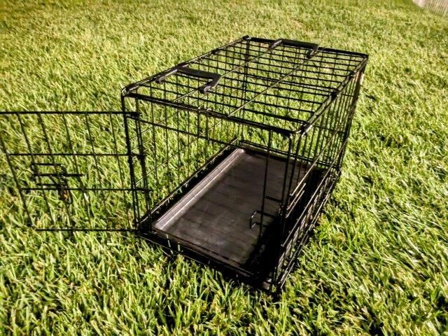 Small Wire Dog Crate 19"L