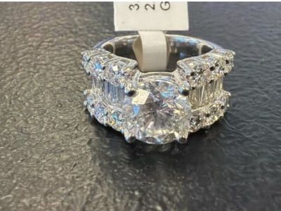 5.31 carat natural Diamond Platinum Round Brilliant & Baguette Diamond Ring 3.07ct Center Diamond. $76,000 appraisal size 7 NEW