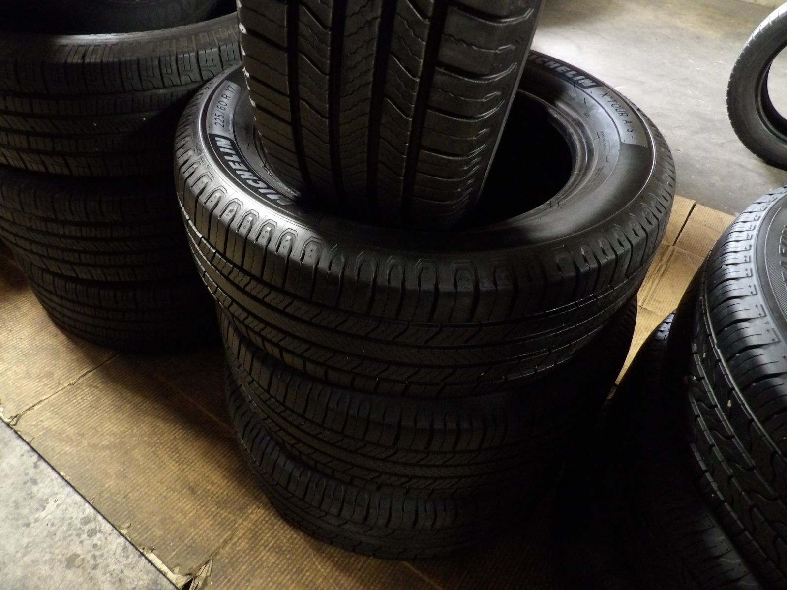 225/60R17 MICHELIN X TOUR ALL SEASON SET OF USED TIRES