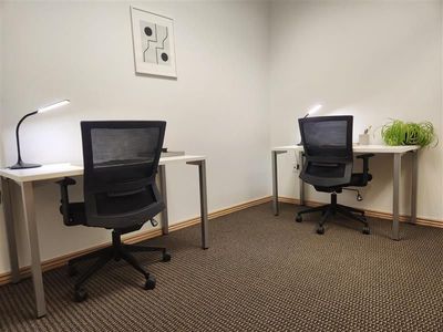 "Elevate Your Work: Find a Desk for Ultimate Focus!"